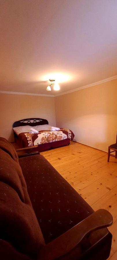 מסטיה Bees Guesthouse מראה חיצוני תמונה